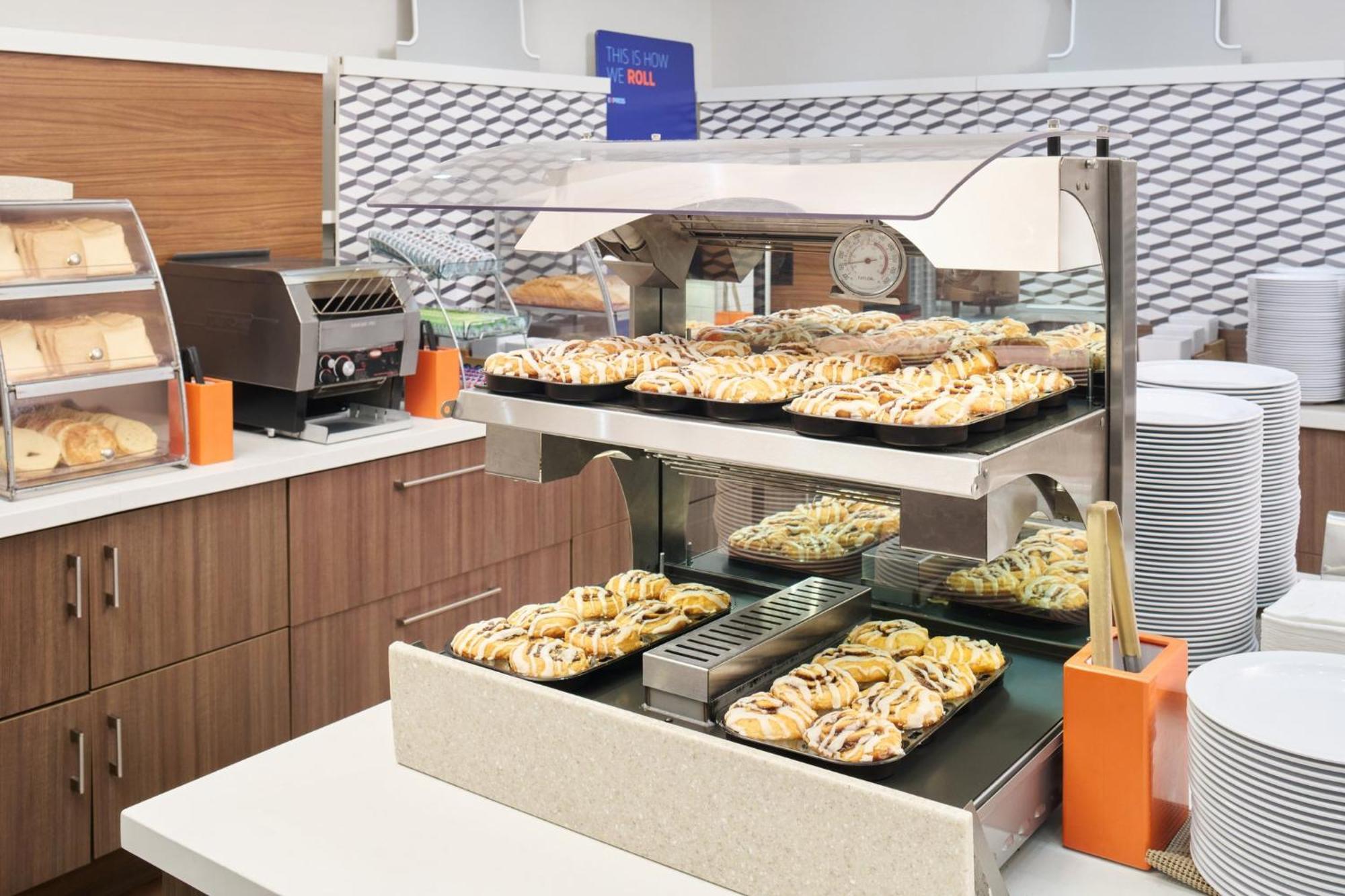 הונולולו Holiday Inn Express Waikiki By Ihg מראה חיצוני תמונה