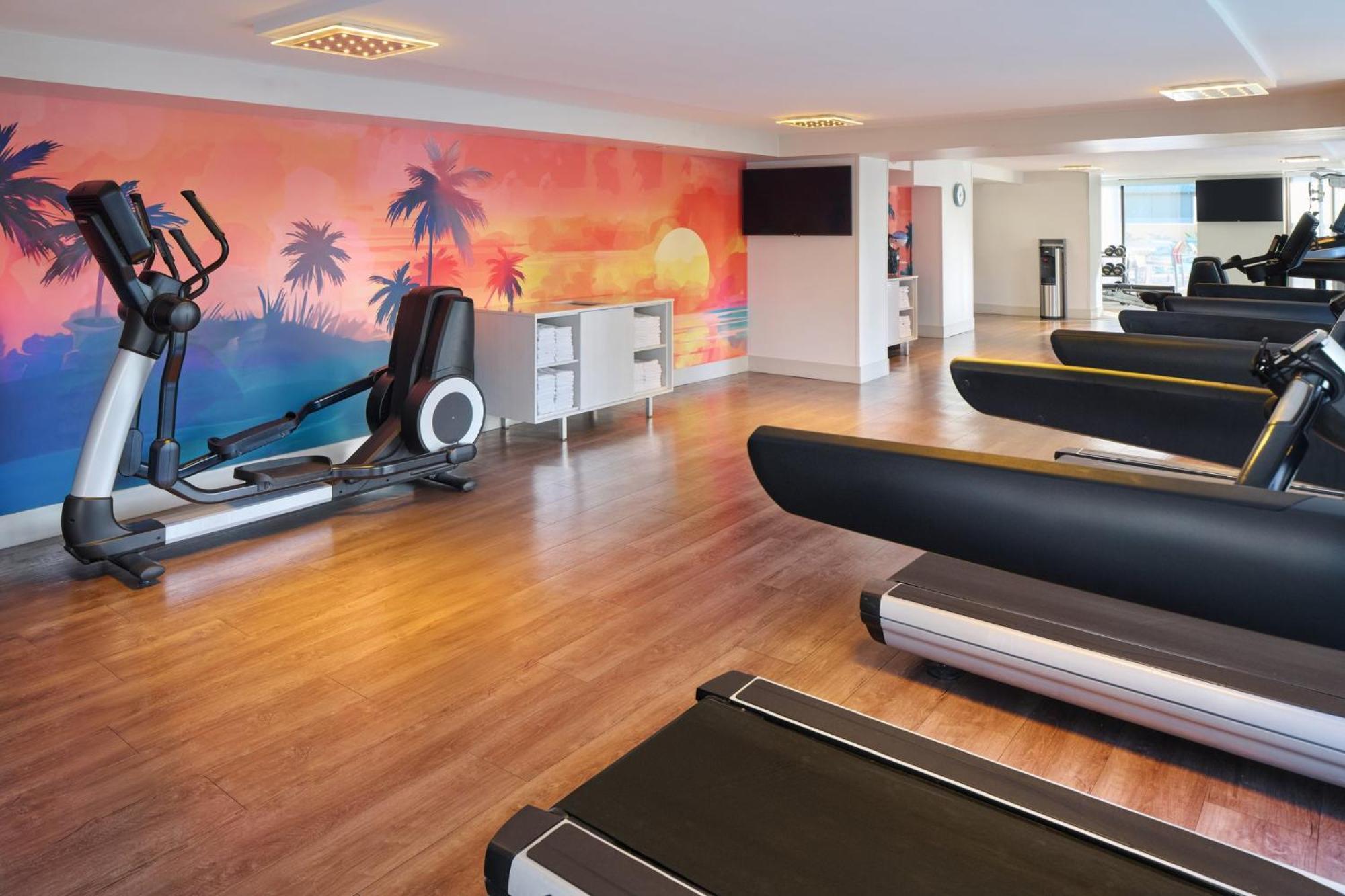 הונולולו Holiday Inn Express Waikiki By Ihg מראה חיצוני תמונה